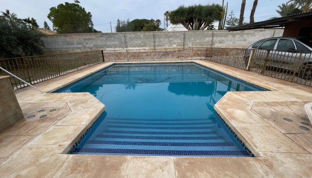 Reventa - Chalet Independiente - Elche