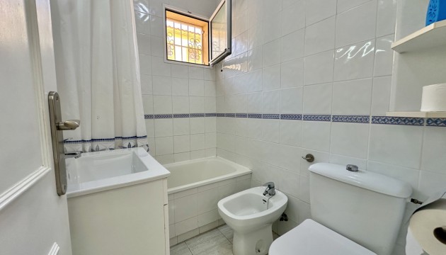 Resale - Apartment - Orihuela Costa - Playa Flamenca