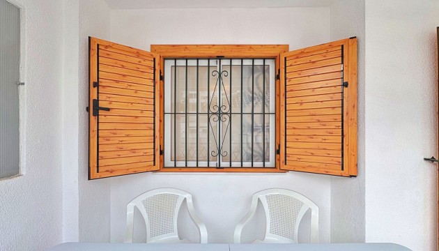 Resale - Apartment - Torrevieja - Torrelamata - La Mata