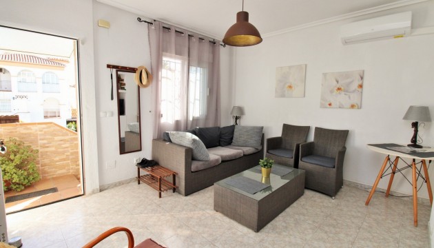Resale - Apartment - Orihuela Costa - Playa Flamenca