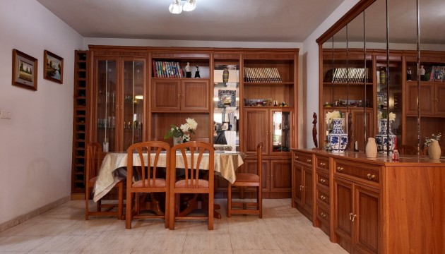 Resale - Apartment - Alicante - Altozano