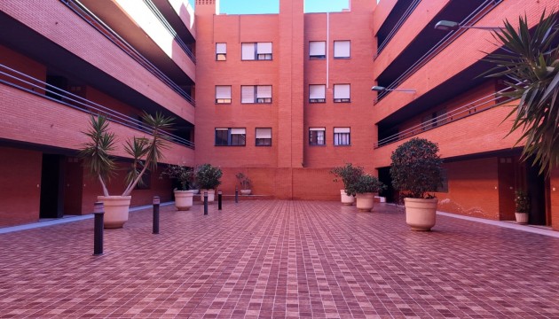 Resale - Apartment - Alicante - Altozano