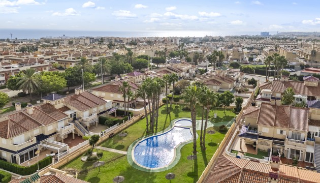 Resale - Apartment - Orihuela Costa - Playa Flamenca