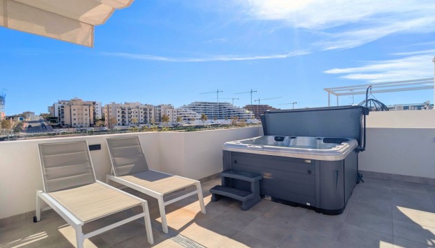 Resale - Apartment - San Miguel de Salinas