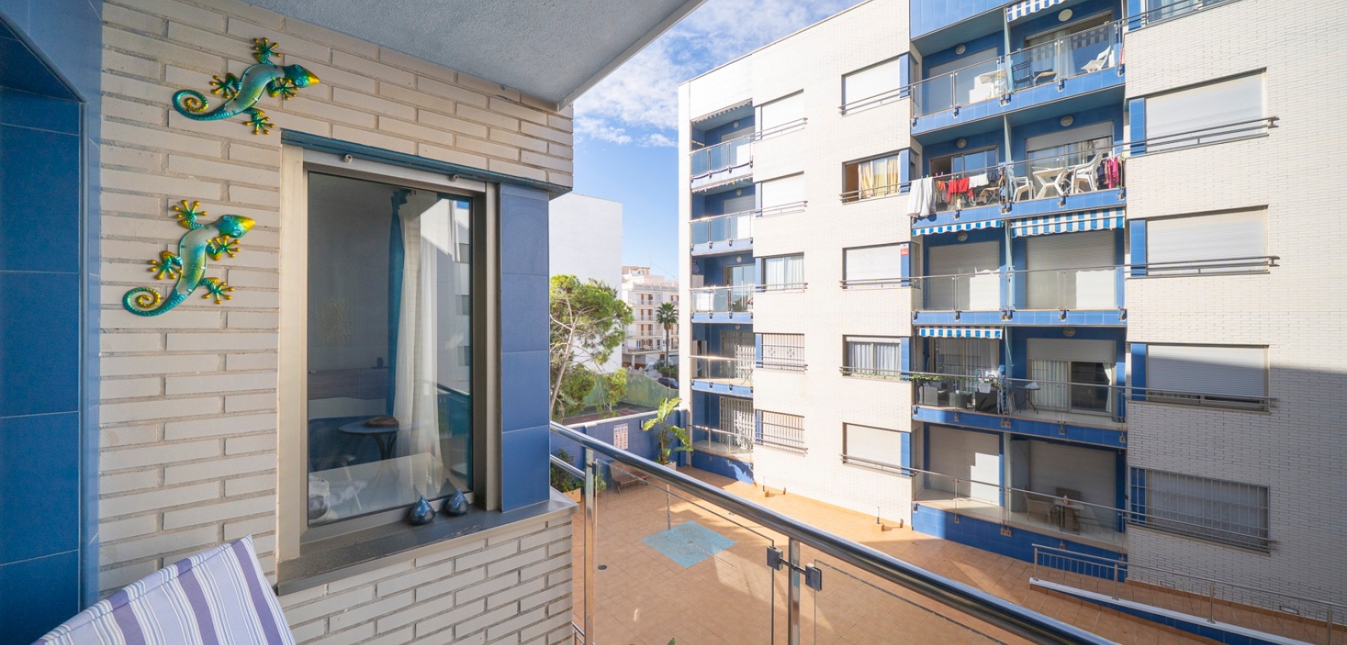 Apartment in Torrevieja - Image 2