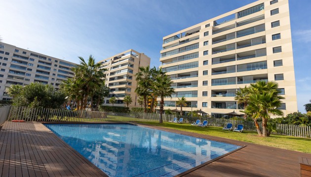 Resale - Apartment - Torrevieja - Punta Prima