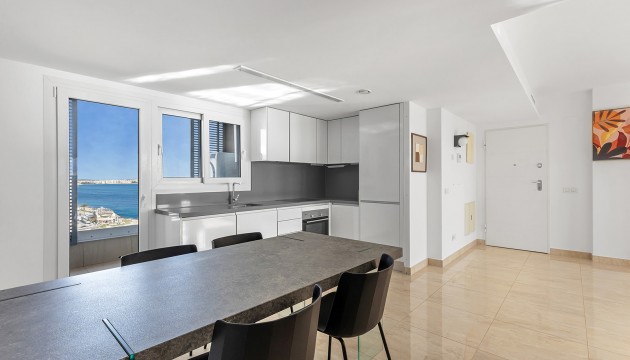 Resale - Apartment - Torrevieja - Punta Prima