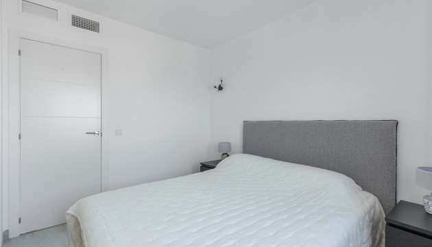 Resale - Apartment - Torrevieja - Punta Prima