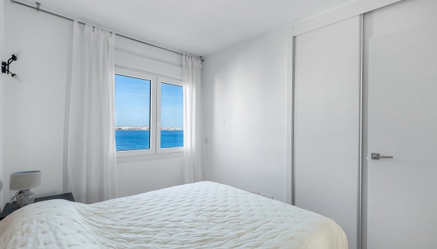 Resale - Apartment - Torrevieja - Punta Prima