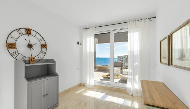Resale - Apartment - Torrevieja - Punta Prima