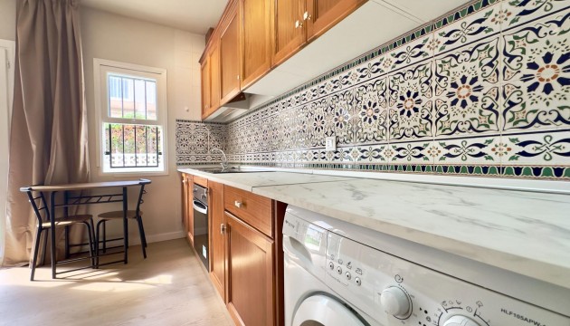 Resale - Apartment - Orihuela Costa - Cabo Roig