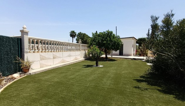 Begagnad - Landsbyggdshus - Albatera