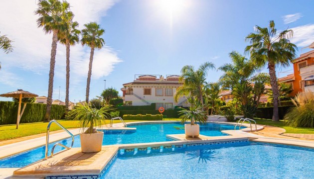 Resale - Apartment - Orihuela Costa - Playa Flamenca