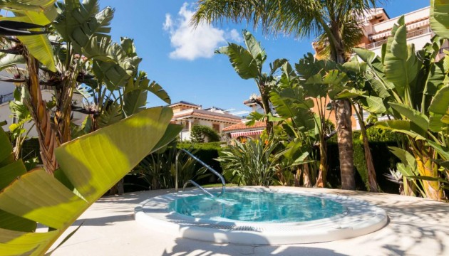 Resale - Apartment - Orihuela Costa - Playa Flamenca