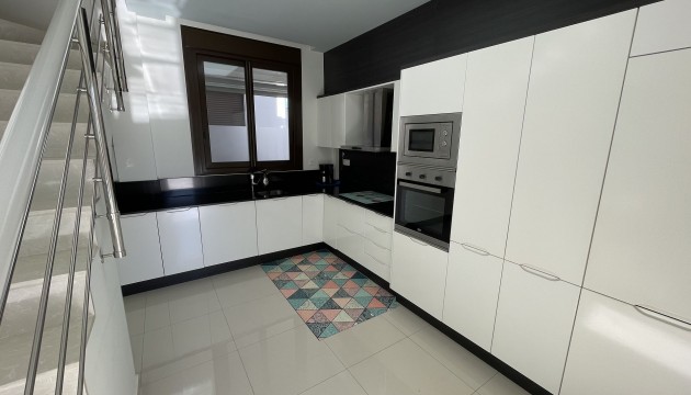 Begagnad - Parhus - Orihuela Costa - Villamartín