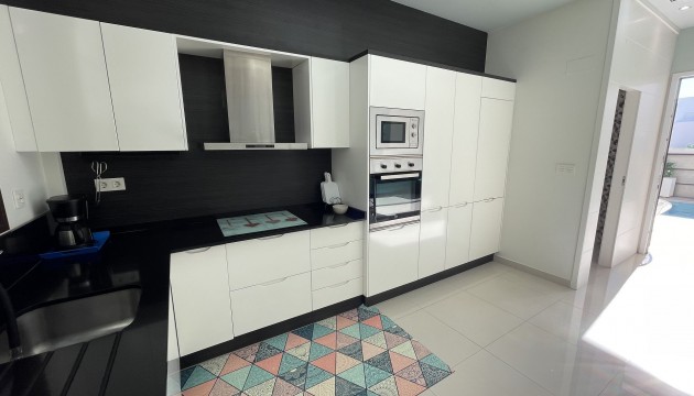 Begagnad - Parhus - Orihuela Costa - Villamartín