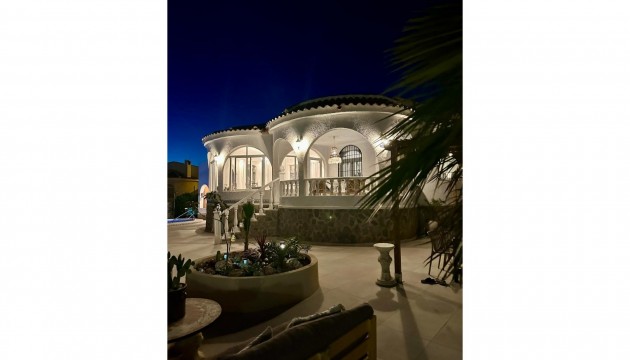 Resale - Detached Villa - Torrevieja - San Luis