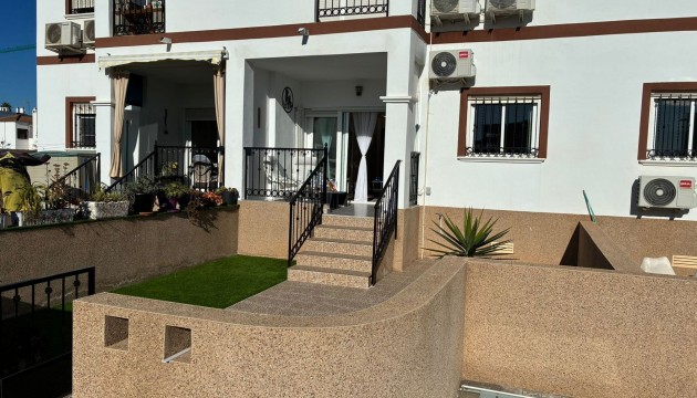 Resale - Apartment - Orihuela Costa - Punta Prima