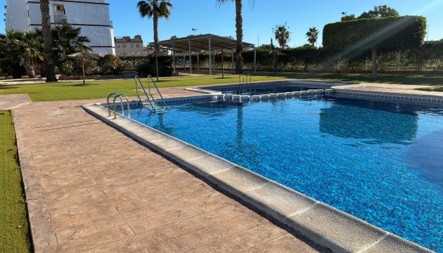 Resale - Apartment - Orihuela Costa - Punta Prima