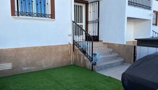 Resale - Apartment - Orihuela Costa - Punta Prima