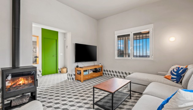 Перепродажа - отдельная вилла - Elche