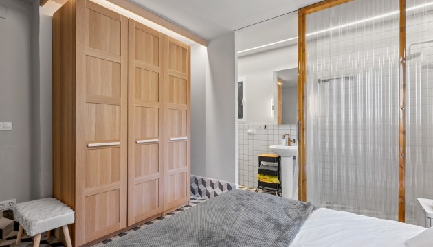 Перепродажа - отдельная вилла - Elche