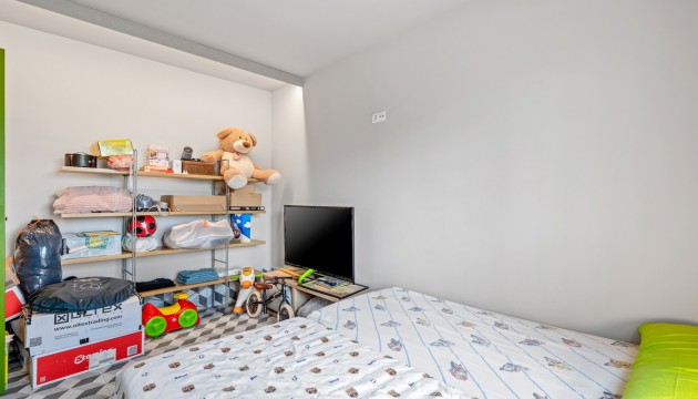 Перепродажа - отдельная вилла - Elche