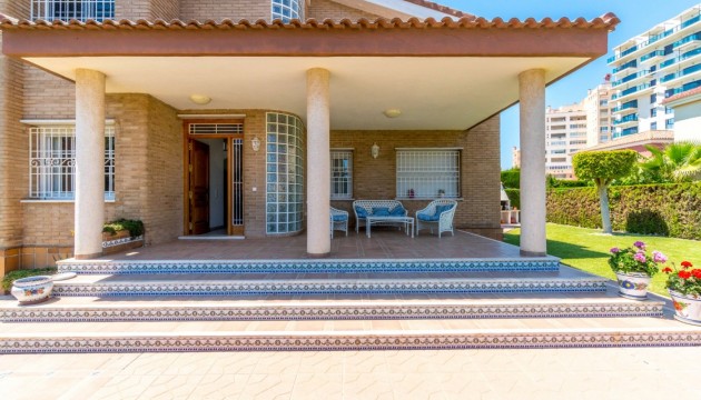 Resale - Detached Villa - Torrevieja - La Veleta