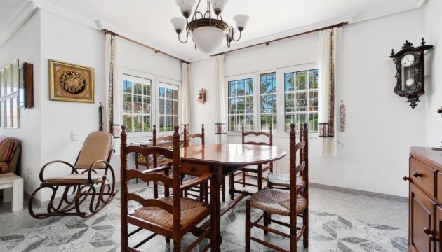 Resale - Detached Villa - Torrevieja - La Veleta