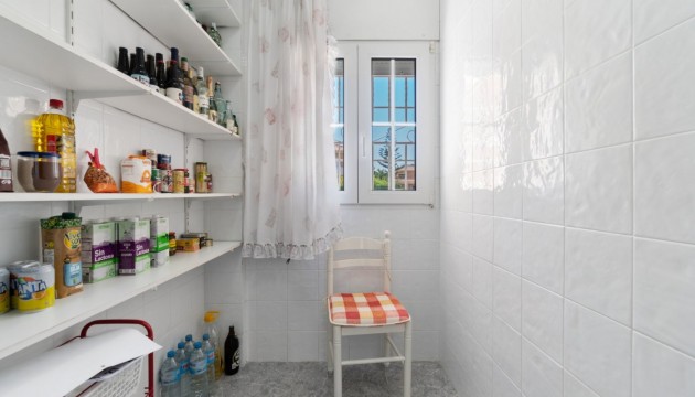 Resale - Detached Villa - Torrevieja - La Veleta