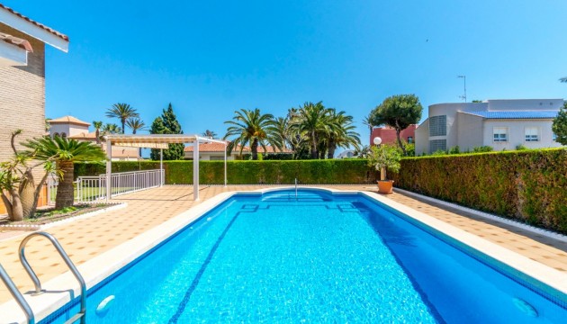 Resale - Detached Villa - Torrevieja - La Veleta