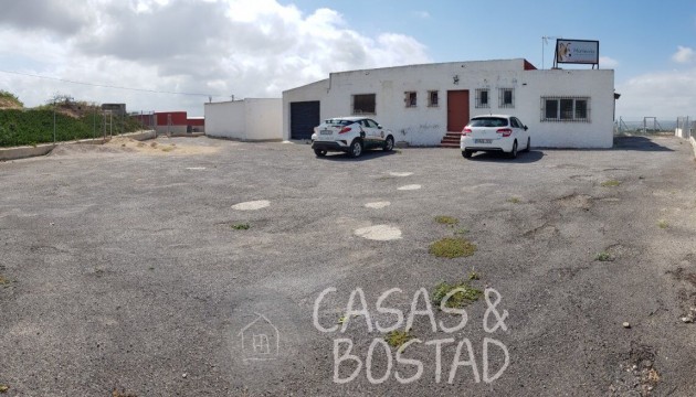 Перепродажа - деревенский дом - Los Montesinos