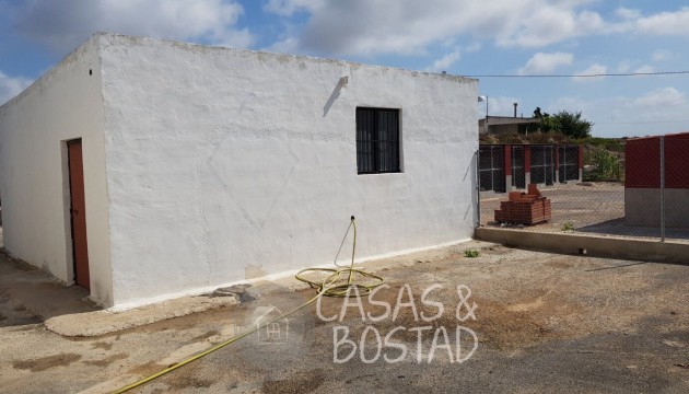 Перепродажа - деревенский дом - Los Montesinos