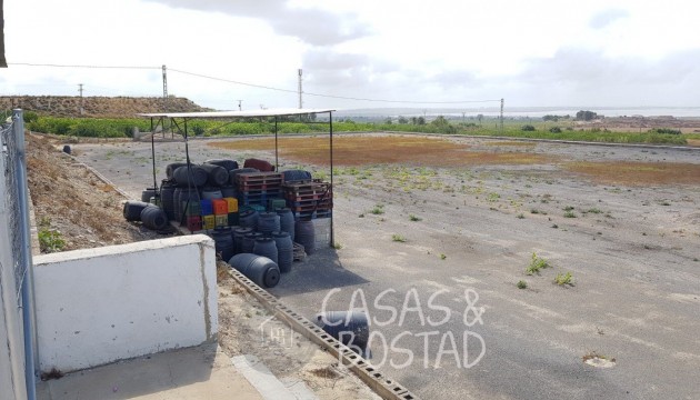 Перепродажа - деревенский дом - Los Montesinos