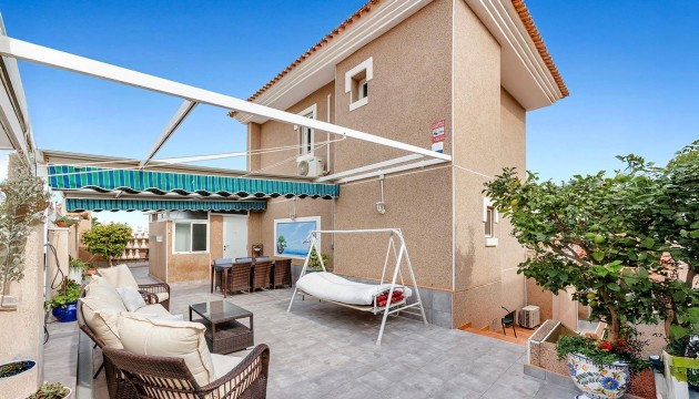 Begagnad - Fristående Villa - Torrevieja - Los Balcones - Los Altos del Edén