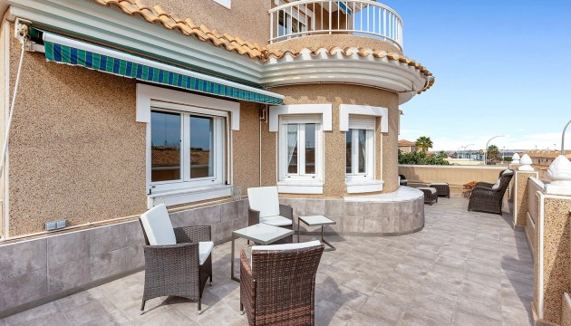 Begagnad - Fristående Villa - Torrevieja - Los Balcones - Los Altos del Edén