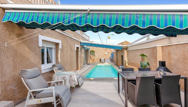 Begagnad - Fristående Villa - Torrevieja - Los Balcones - Los Altos del Edén