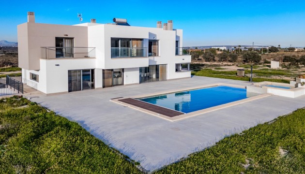 Перепродажа - отдельная вилла - La Marina