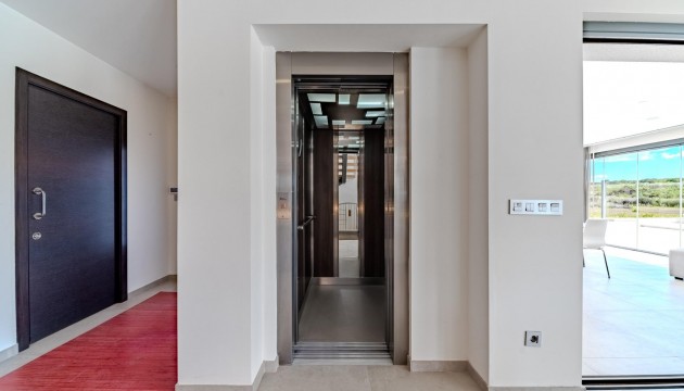 Перепродажа - отдельная вилла - La Marina