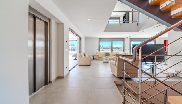 Перепродажа - отдельная вилла - La Marina