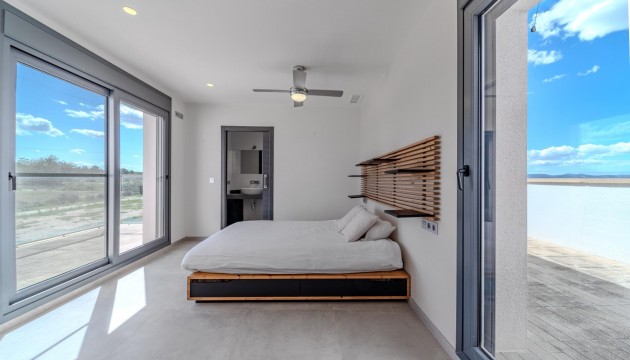 Перепродажа - отдельная вилла - La Marina