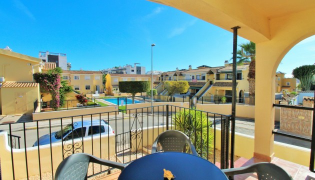 Resale - Apartment - Orihuela Costa - Villamartín