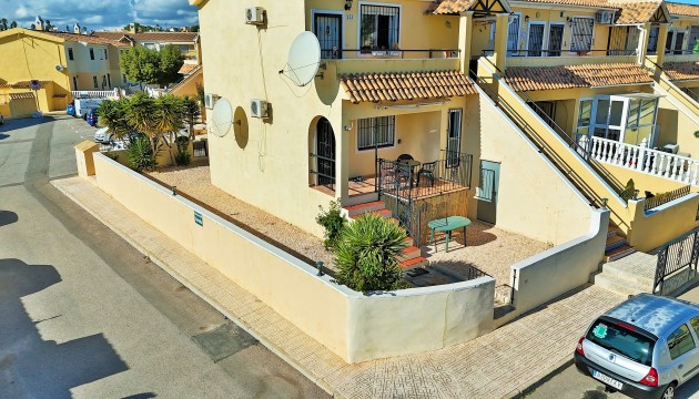 Resale - Apartment - Orihuela Costa - Villamartín
