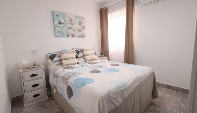 Resale - Bungalow - Torrevieja - Paraje natural