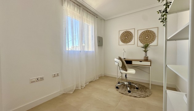 Resale - Apartment - Torrevieja