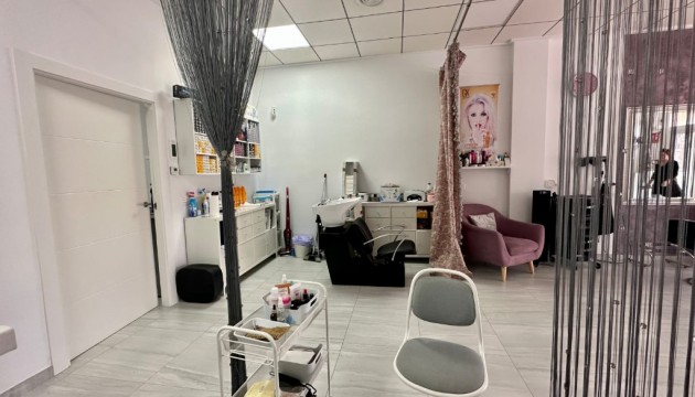 Resale - Commercial - Orihuela Costa - La Zenia