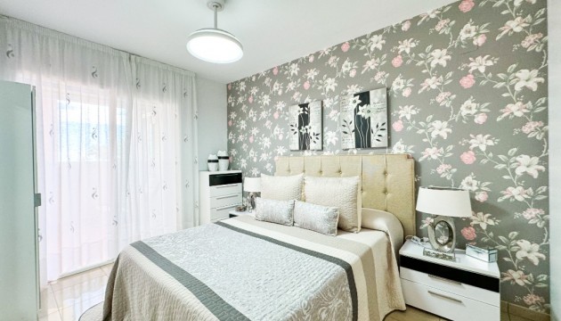 Resale - Apartment - Orihuela Costa - Playa Flamenca