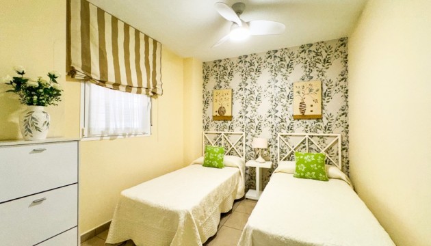 Resale - Apartment - Orihuela Costa - Playa Flamenca