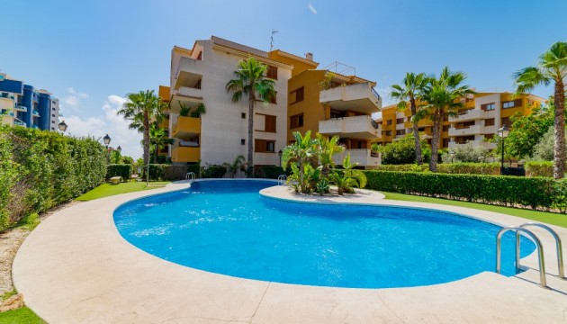 Resale - Apartment - Orihuela Costa - Punta Prima