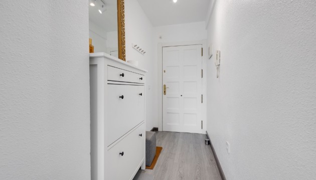 Resale - Apartment - Orihuela Costa - Punta Prima